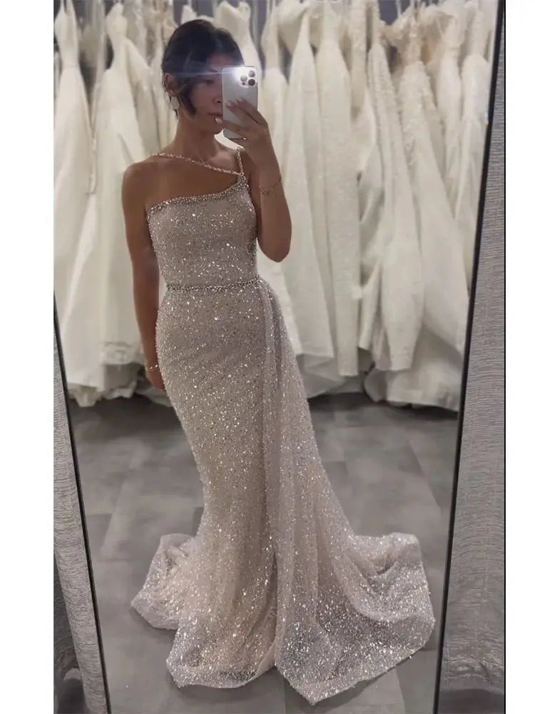 Rosa Abendkleid mit Perlenbesatz und Überrock für formelle Anlässe LA72887 2025