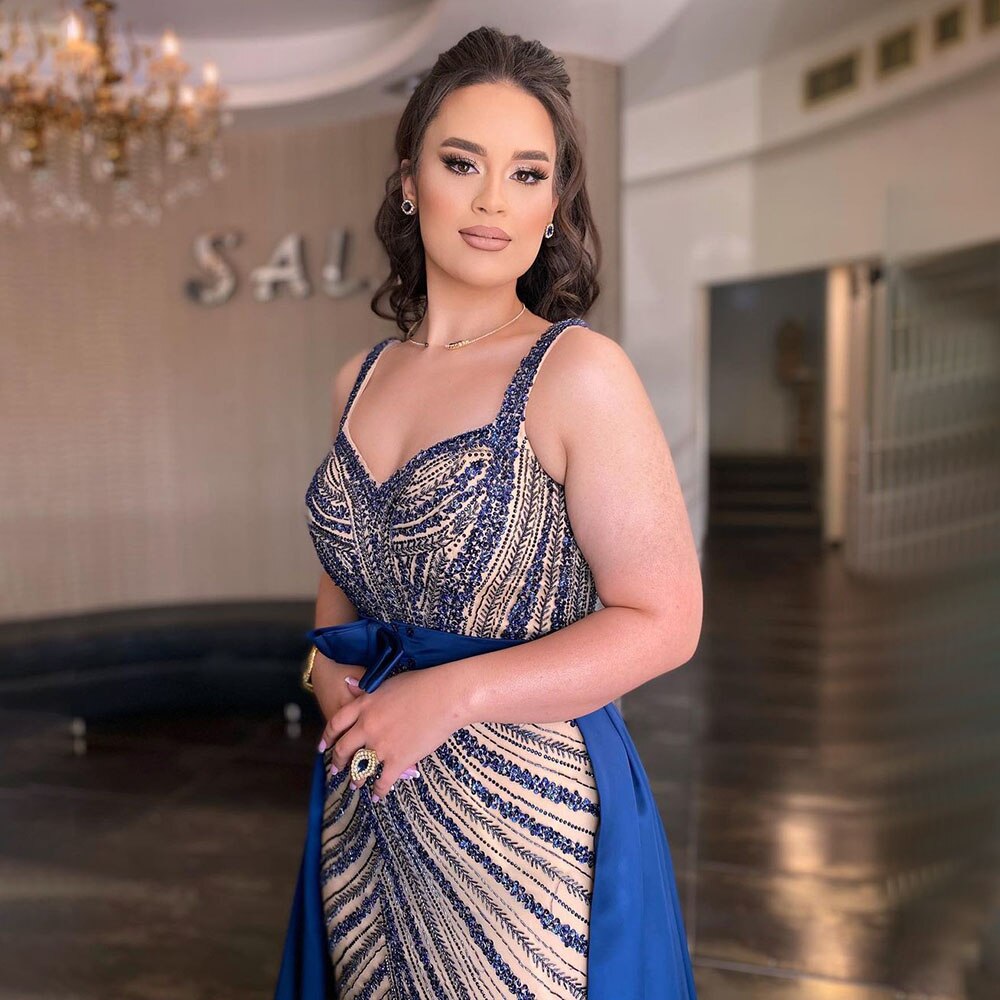 Sexy Blaue Meerjungfrau Abnehmbarer Rock Schatz Perlen Luxus Arabisch Party Kleider Formale Frauen Abend 2025 LA71786 