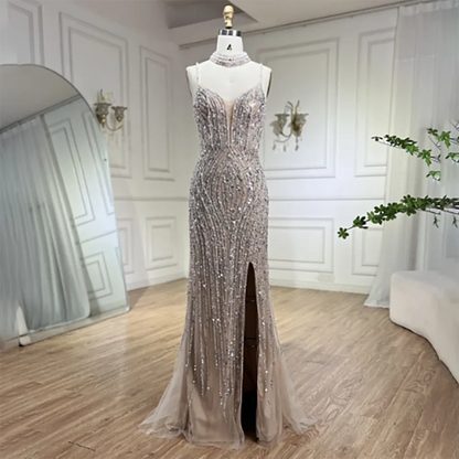 Silber Nude Meerjungfrau Spaghetti mit geteiltem Riemen Perlen Abendkleider Ballkleider Für Frau Party 2025 LA72047B 