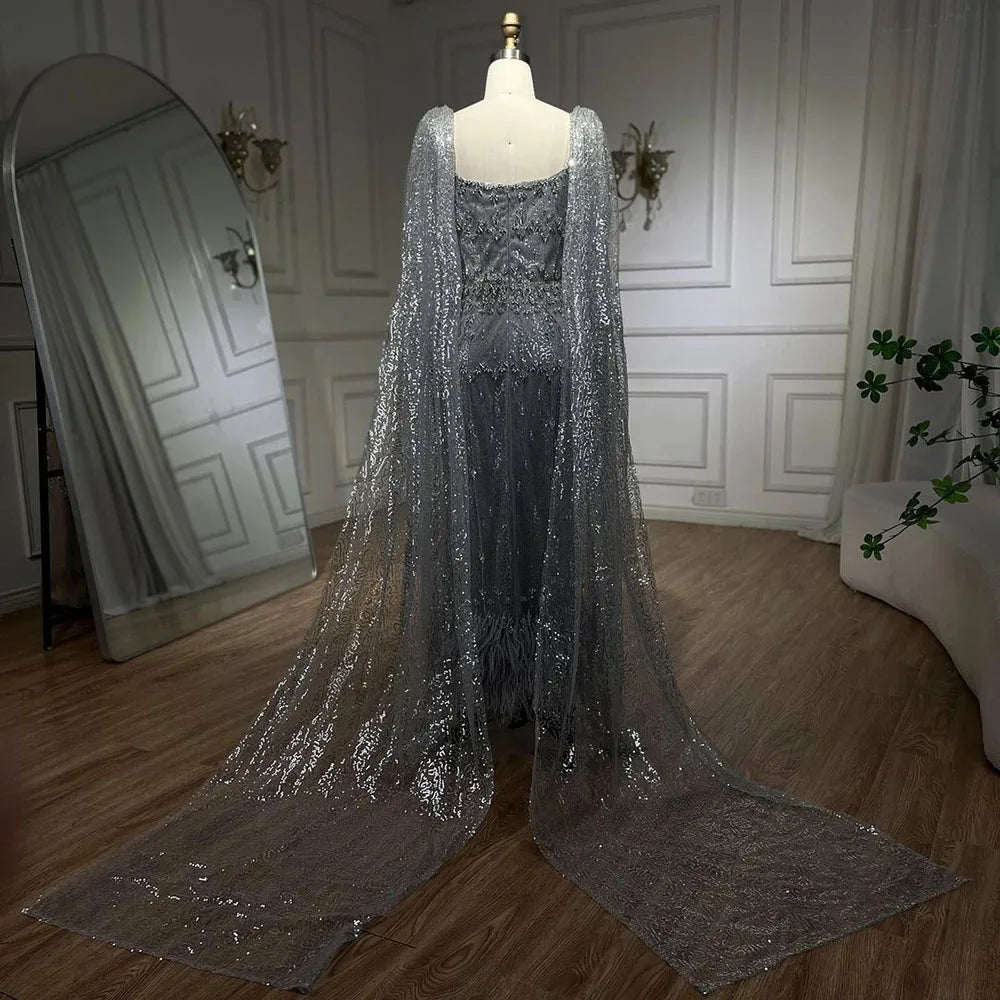 Splittergraues arabisches Meerjungfrau-Abendkleid mit Federumhang, Abschlussball- und Abendkleider für Frauen, Hochzeitsfeierkleider LA72334 