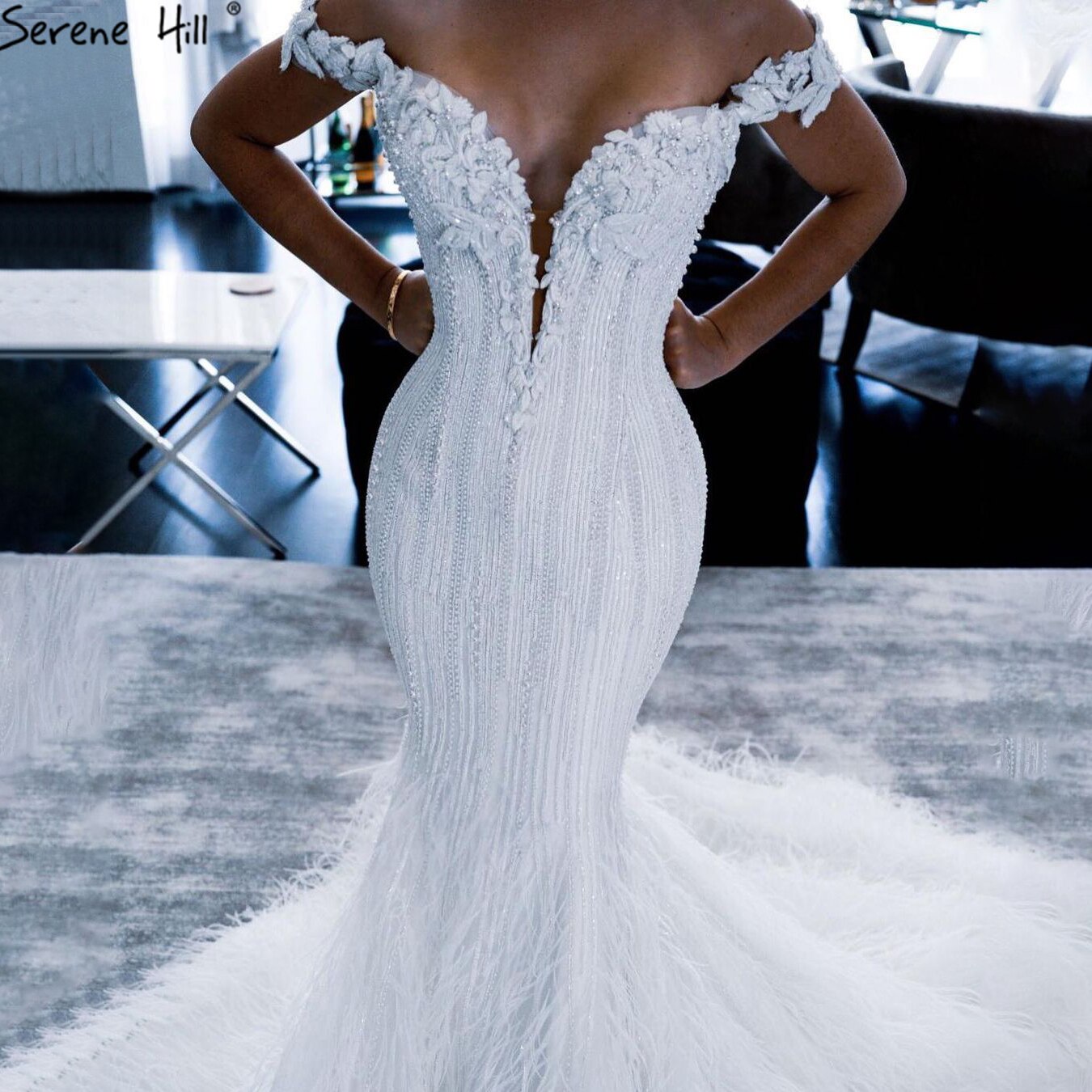 Weiß Meerjungfrau Luxus Sexy Brautkleider 2025 Perlen Federn Elegante Brautkleider LA70899 Nach Maß 