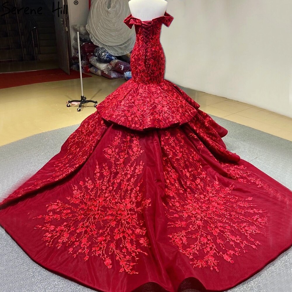 Weinrot Handgemachte Blumen Meerjungfrau Brautkleider 2025 Off Schulter Elegante Braut Kleider HA2462 Nach Maß 