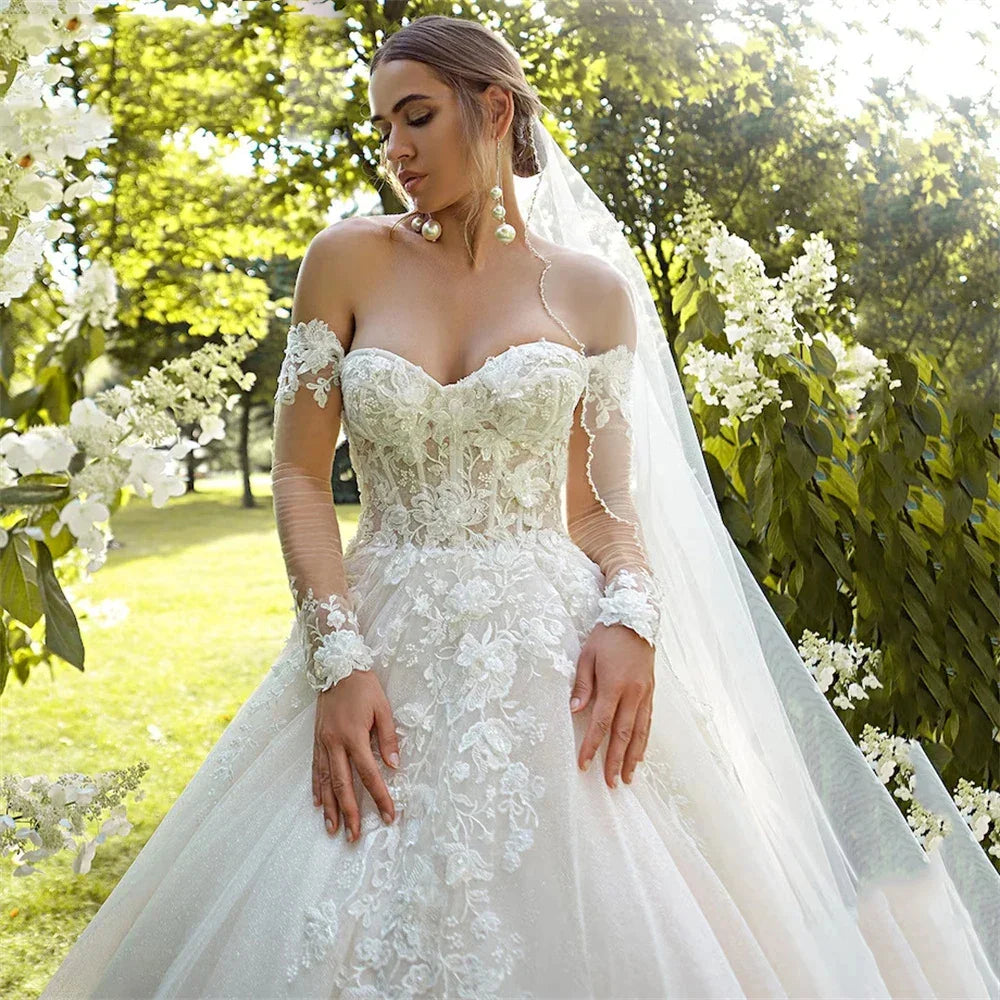 Sexy Off Shoulder Pretty Backless Mopping Wedding Dresses Fascinating Elegant Spaghetti Straps Boho Lace Applique Bride Gown-payinti
