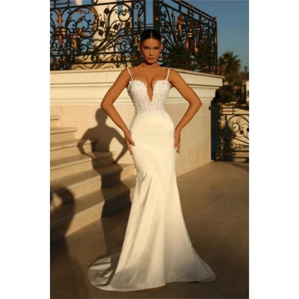 Sexy Spaghetti Straps Wedding Dresses Sexy Appliques Deep V Neck Sweep Train Mermaid Ball Gowns Woman's Formal Bride Beach Party-payinti