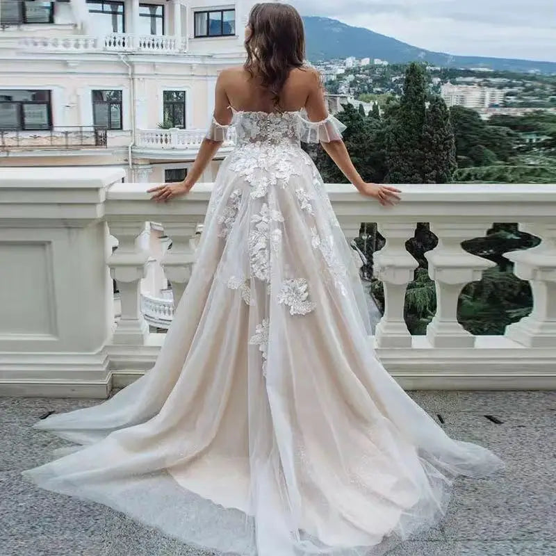 Sexy Sweetheart A Line Wedding Dresses Off Shoulder Champagne Liner Tulle Appliques Sleeveless Bridal Gowns Womens Formal 2023-payinti