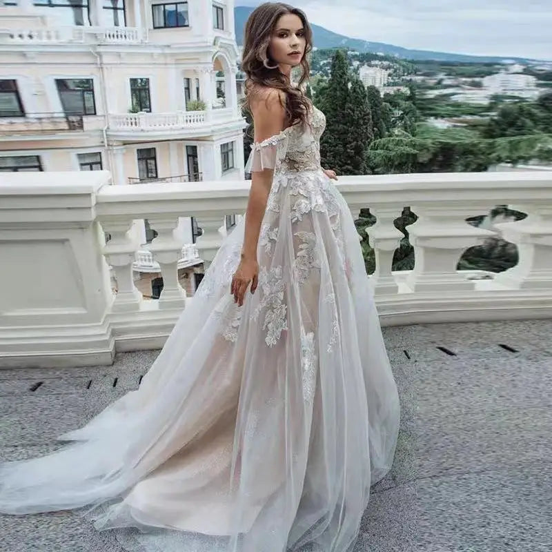 Sexy Sweetheart A Line Wedding Dresses Off Shoulder Champagne Liner Tulle Appliques Sleeveless Bridal Gowns Womens Formal 2023-payinti