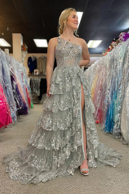 Goldfarbenes One-Shoulder-Ballkleid aus Tüll mit Pailletten, Rüschen und Korsett und Schlitz SYP173