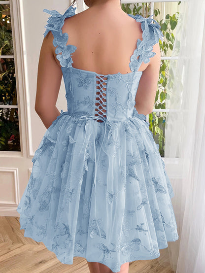 Natalie | Vestido de fiesta corto Aline de tul con mariposas 3D