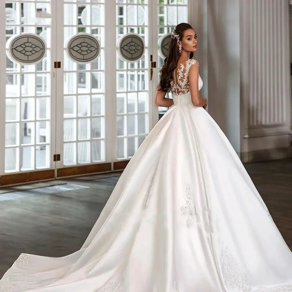 Boho Satin Wedding Dresses A line Lace Appliques Bridal Gowns Elegant V Neck Princess Wedding Party Gowns-payinti
