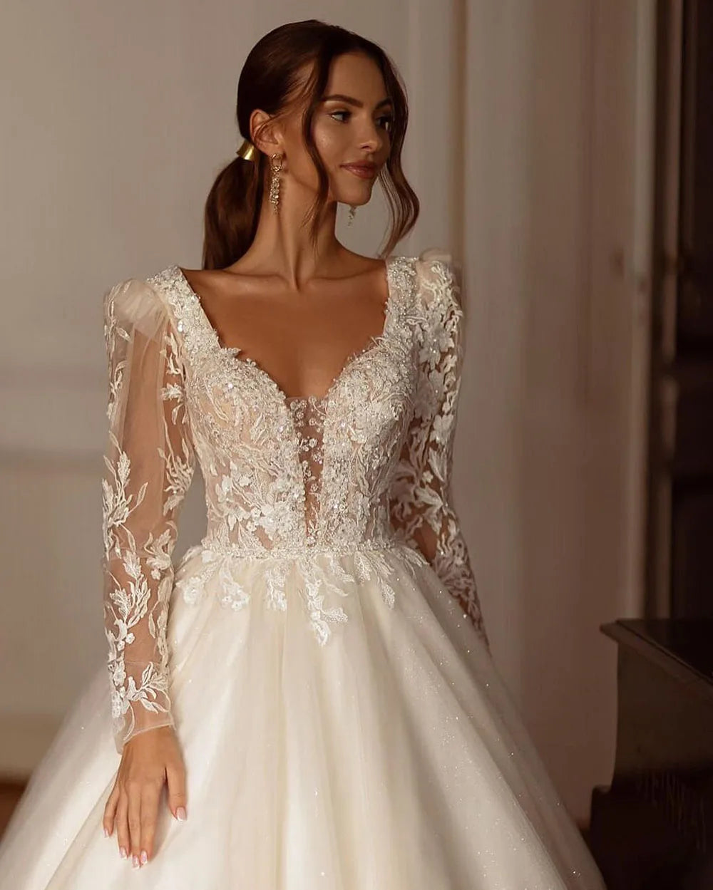 Glitter Champagne Wedding Dresses Long Sleeve Appliques Lace Modern Bridal Dress Tulle Bride Gown vestidos de novia-payinti