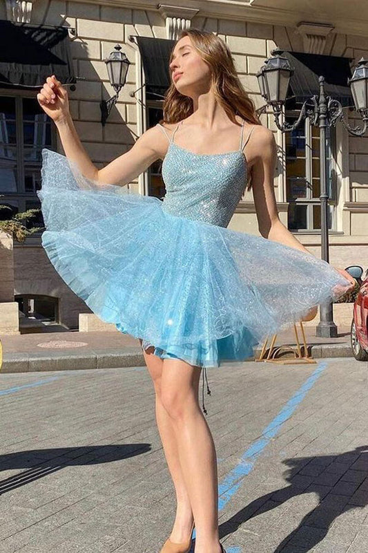 Funkelndes blaues A-Linien-Heimkehrkleid mit Spaghettiträgern, kurze Ballkleider