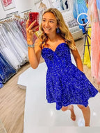 Vestido de fiesta corto con tirantes finos y lentejuelas SYH94 