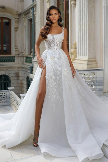 Ärmelloses A-Linien-Brautkleid mit quadratischem Ausschnitt, hohem Schlitz und Applikationen