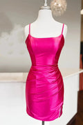 Vestido de fiesta ajustado de satén con tirantes y fruncido fucsia PD476