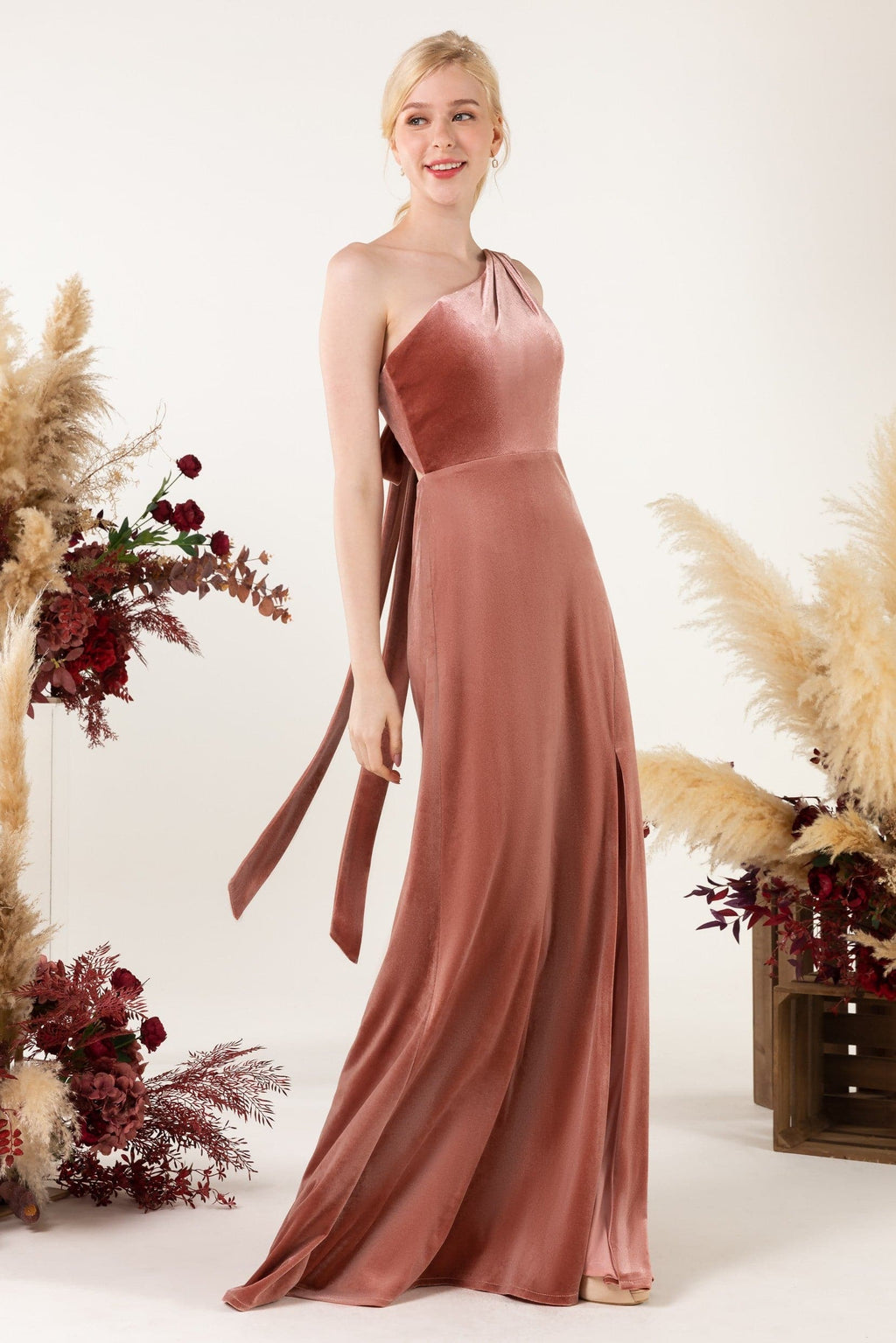 Vestido de dama de honor de terciopelo con cola larga SCB4