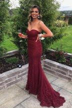 Burgunderrotes Meerjungfrau-Abendkleid mit herzförmigem Ausschnitt und Spitze, trägerlos, PSK427