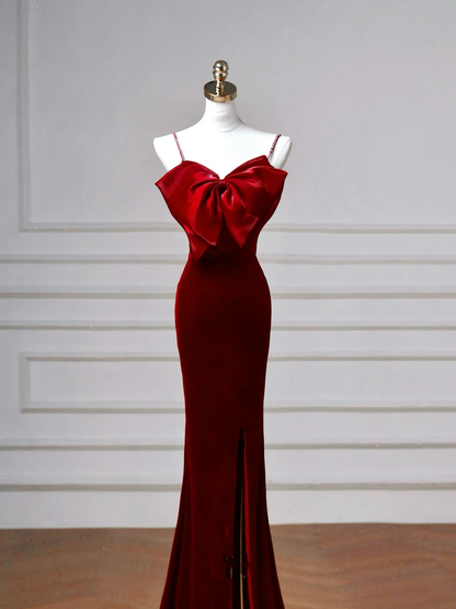 Vestido de noche largo de sirena con abertura en terciopelo burdeos Y8603