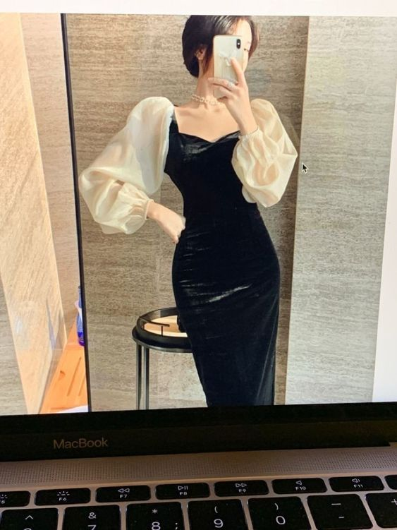 Vestido de invierno elegante de terciopelo con escote en V y costuras negras, estilo retro, de cintura alta y mangas abullonadas, Y5673