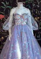 Schönes hellviolettes Tüllkleid mit Blumenmuster, schulterfrei, herzförmiger Ausschnitt, A-Linie, Abendkleider mit Schlitz, Startapplikation, langes Kleid Y932