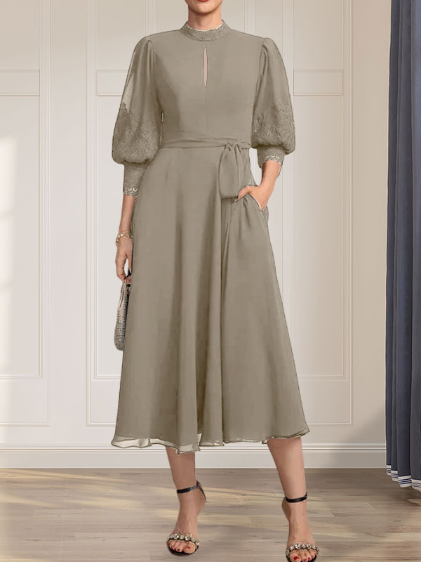 A-Linien-Kleid mit hohem Halsausschnitt und bodenlangem Spitzenchiffonkleid mit Schleife