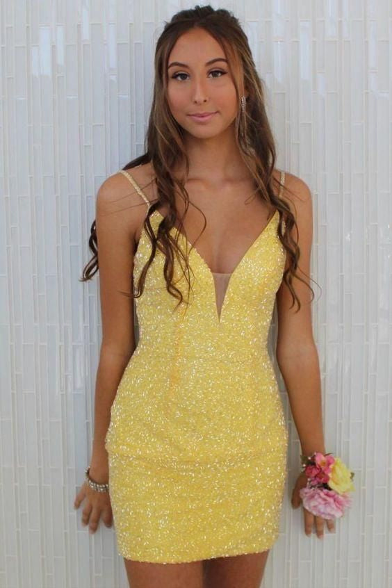 Enges gelbes kurzes Homecoming-Kleid mit Perlen SYH27