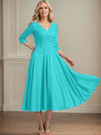 A-Linie V-Ausschnitt Wadenlanges Chiffon-Spitzenkleid für die Brautmutter mit Perlen und Pailletten 