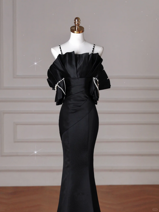Elegante vestido de noche de sirena con tirantes finos de satén negro y hombros descubiertos, vestido de fiesta Y8641