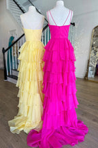 Vestido de fiesta fucsia de gasa con volantes, tirantes y escote en V, con abertura PSK470