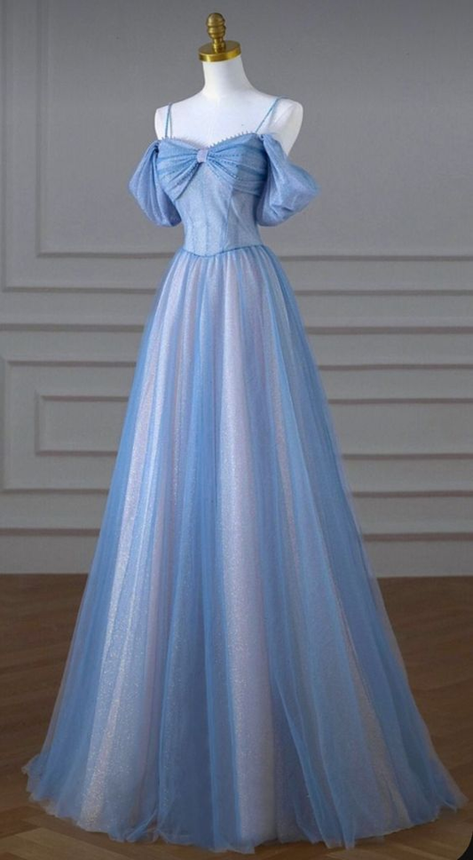Hermoso vestido de fiesta largo de tul con tirantes finos en azul, corte A, Y4592