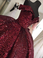 Glitzerndes Burgunderrotes schulterfreies Ballkleid Sweet 16 Kleid Y4264
