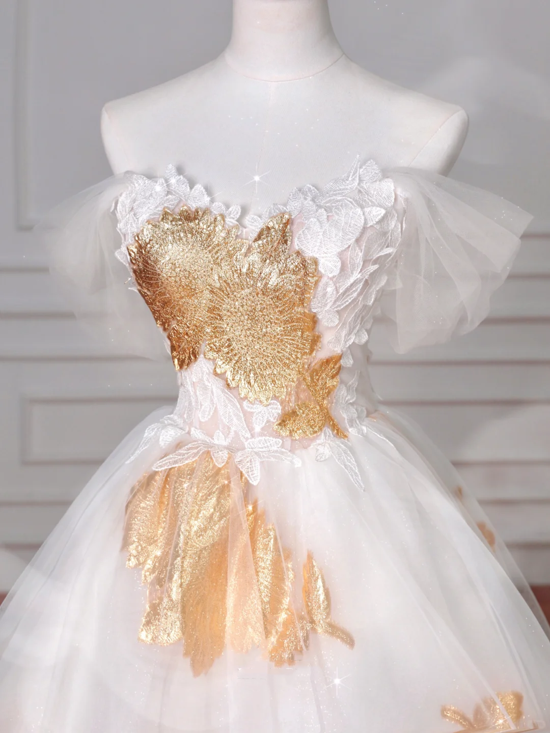 Gorgeous Gold Print Tulle Off The Shoulder Ball Gown A Line Prom Dress Evening Dress Y8618