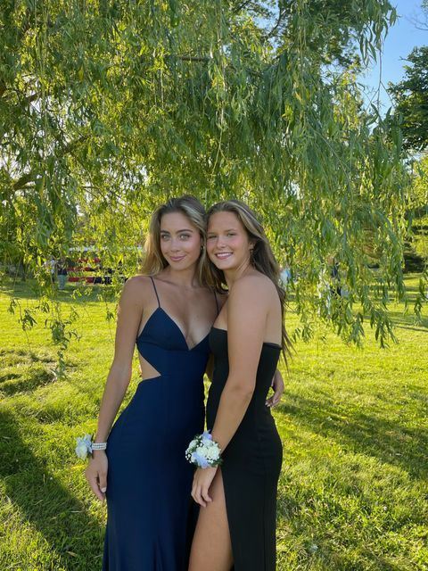 Neue Ankunft Cut Out Navy Blau Ballkleid/Charmantes Schwarzes Trägerloses Abendkleid Y1734