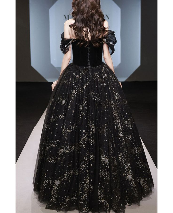 Vestido de noche negro con hombros descubiertos y lentejuelas de tul brillante Y8034