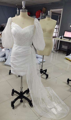 Kurzes Brautkleid mit Puffärmeln, Herzausschnitt, funkelnde moderne Brautjungfernkleider für Party-Outfits, Kleid Y1208
