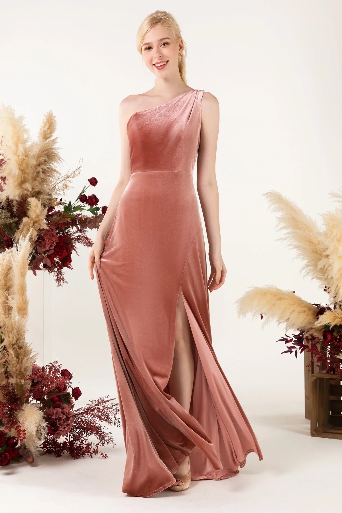 Vestido de dama de honor de terciopelo con cola larga SCB4
