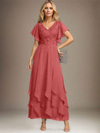 Vestido de gasa con encaje y escote en V hasta los tobillos para madre de la novia con volantes en cascada