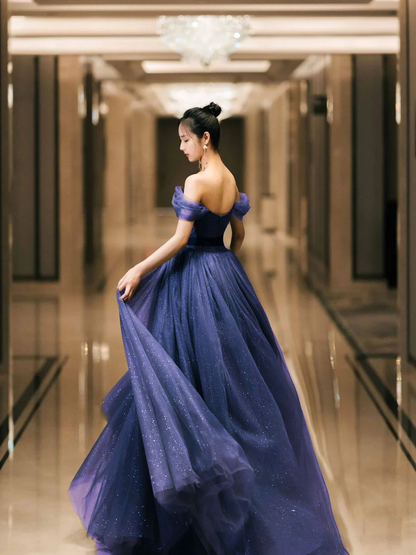 Einfaches langes Ballkleid aus grünem Tüll, Abendkleid aus grünem Tüll Y1554
