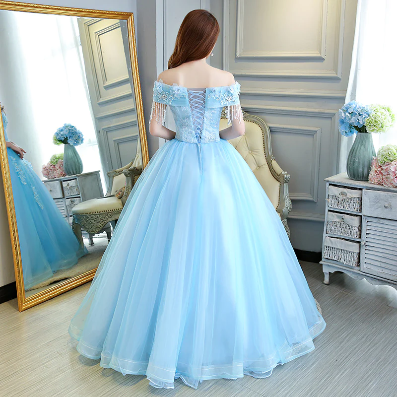 Lujoso vestido de princesa azul claro con hombros descubiertos Y309