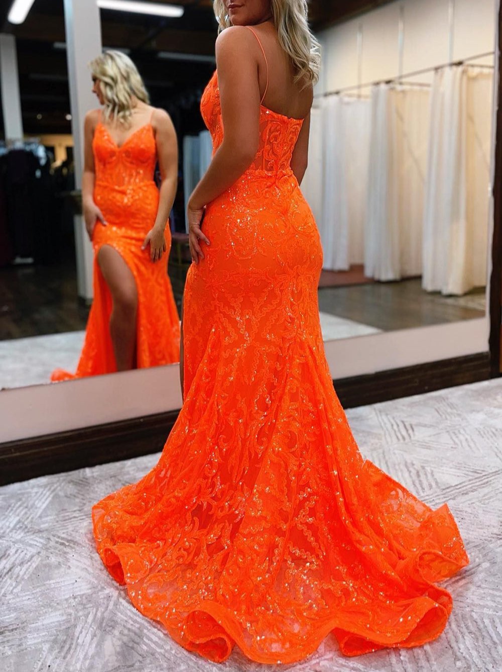 Lakelynn |Mermaid Spaghetti Straps Sequined Lace Prom Dress