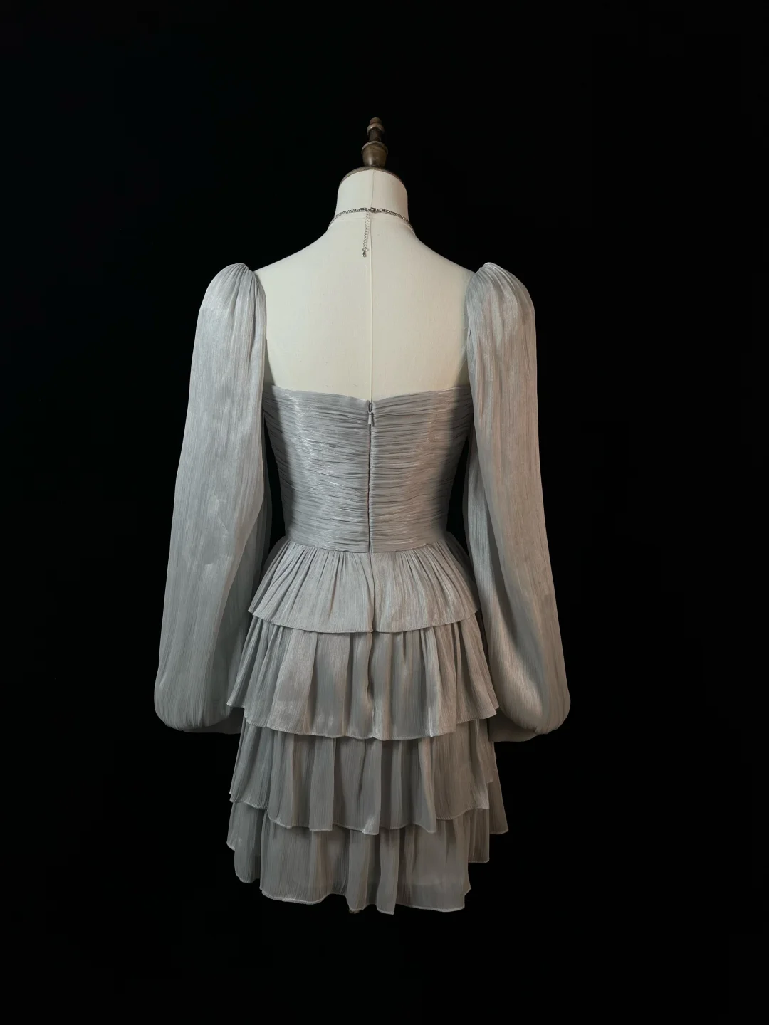 Vestido de fiesta corto en capas con lazo de tul gris plateado, corte A, vestido de regreso a casa Y8651