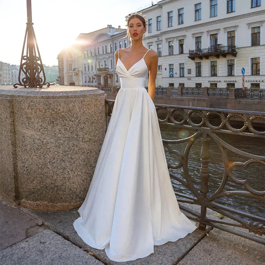 Wedding Dress Sexy Spaghetti Straps V Neck Backless Satin Bridal Gown Sweep Train Vestidos De Novia Marriage Dresses LO2066-payinti