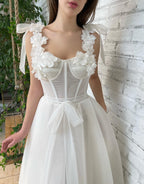Allison | Weißes Homecoming-Kleid mit Blumen