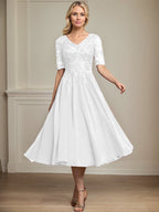 Vestido de gasa con encaje y lentejuelas para madre de la novia, corte A, escote en V y largo hasta la rodilla