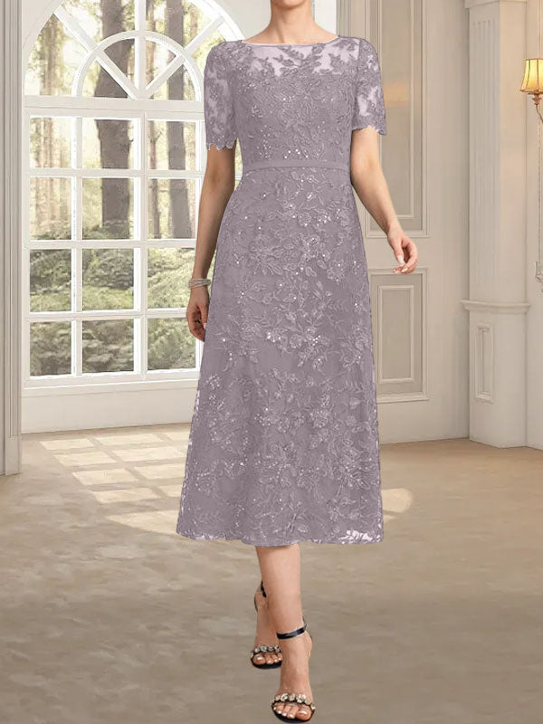 Vestido de madre de la novia de encaje con lentejuelas, corte A, escote ilusión y largo hasta la rodilla