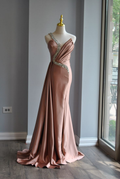 Rosa Kristall Perlen Abendkleid One-Shoulder Satin Meerjungfrau Langes Ballkleid Y8519
