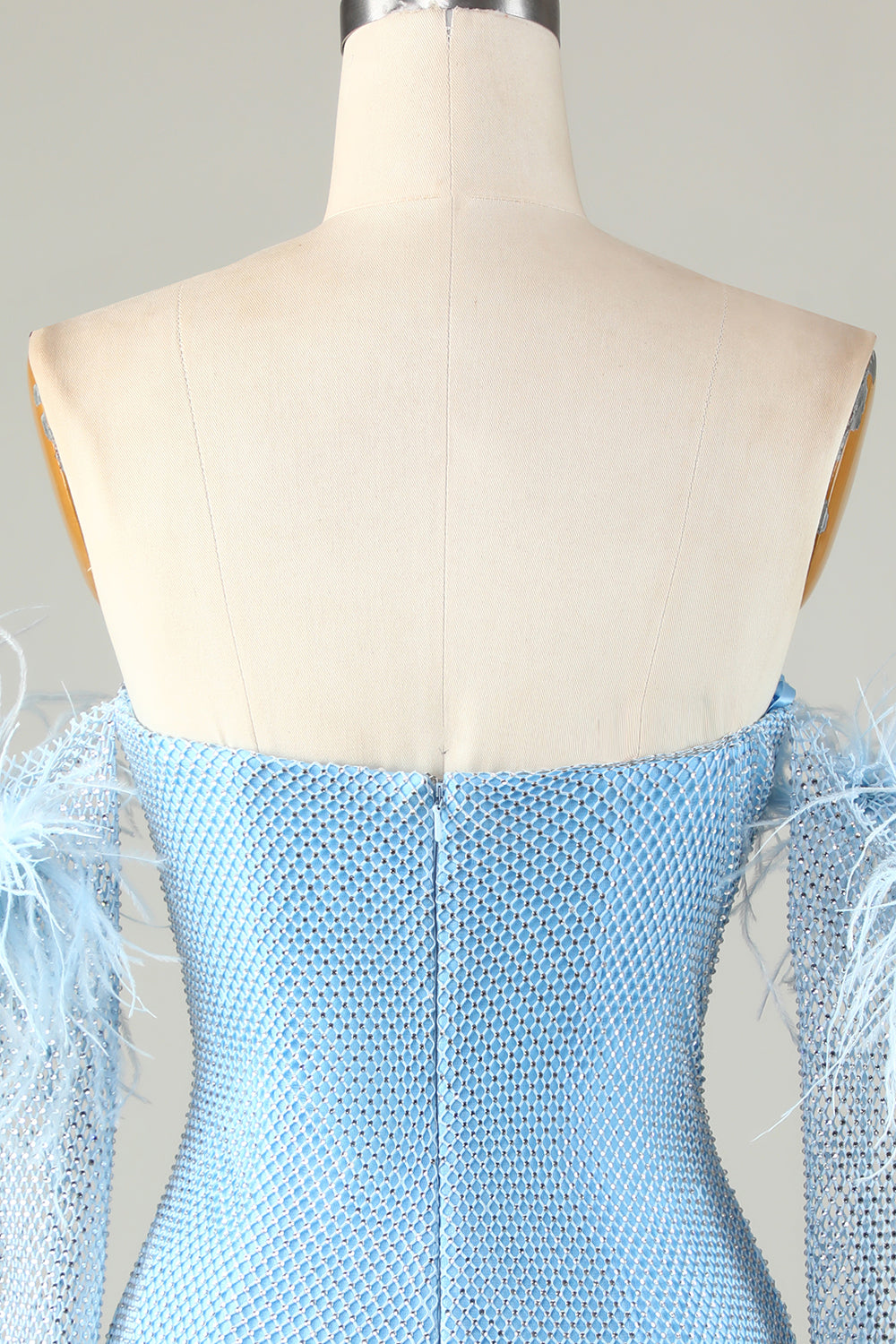 Vestido de fiesta corto azul ajustado con cuentas y mangas desmontables