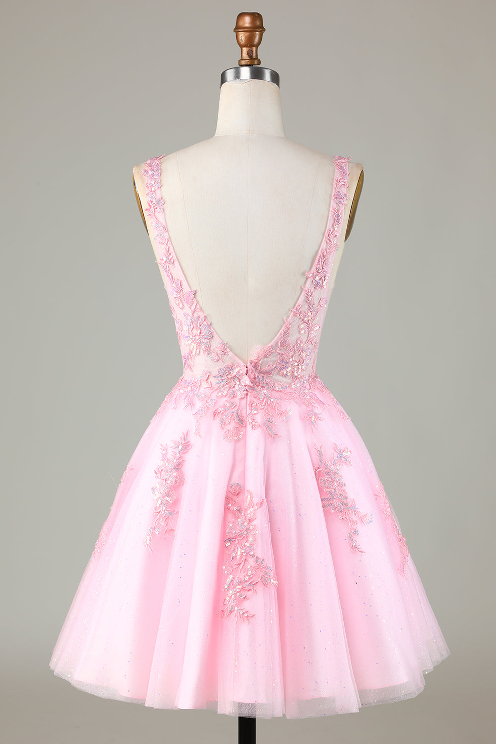 Lindo vestido de fiesta corto sin espalda con lentejuelas brillantes rosas y apliques