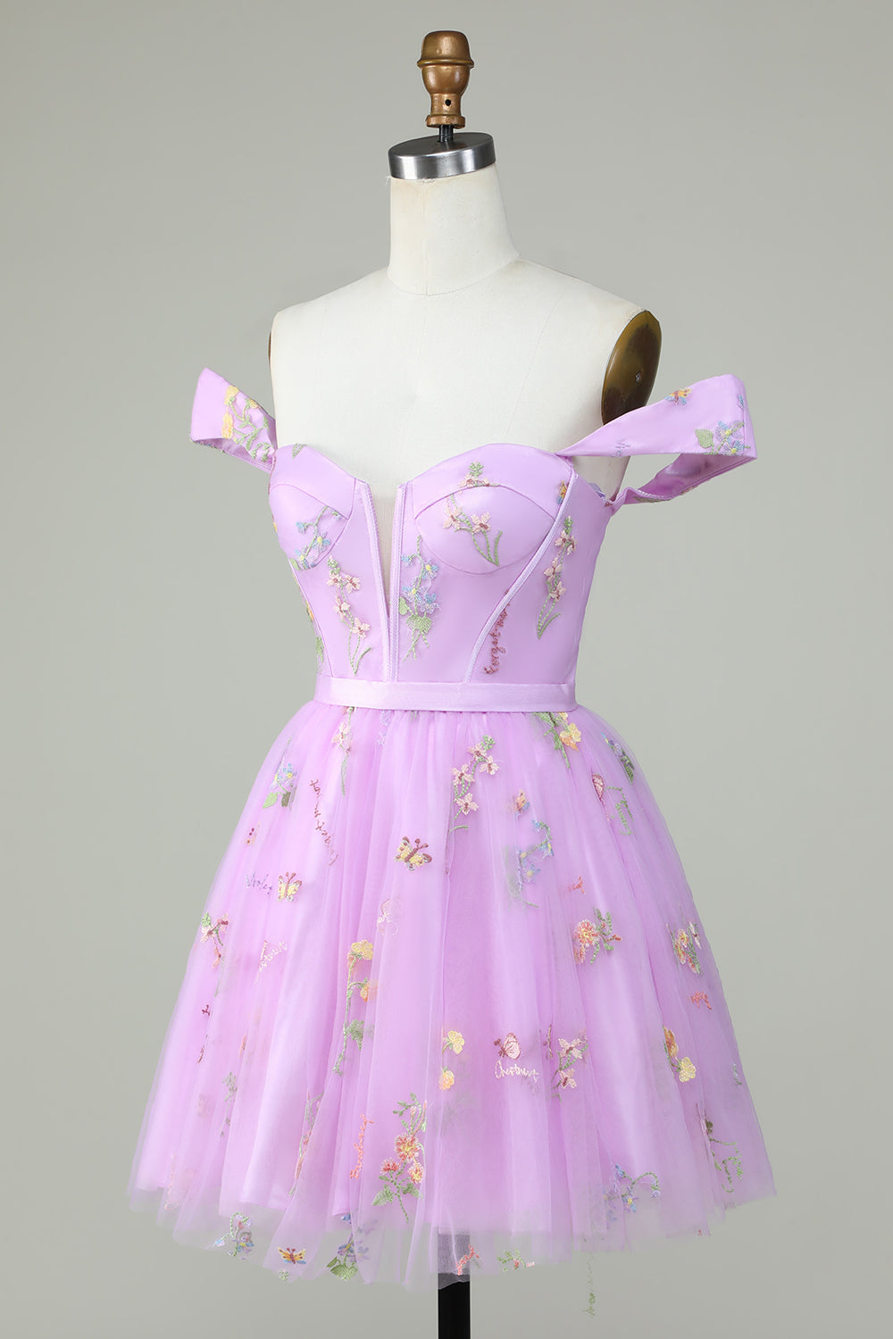 Lindo vestido de fiesta corto con escote en forma de A, en gris azulado y bordado
