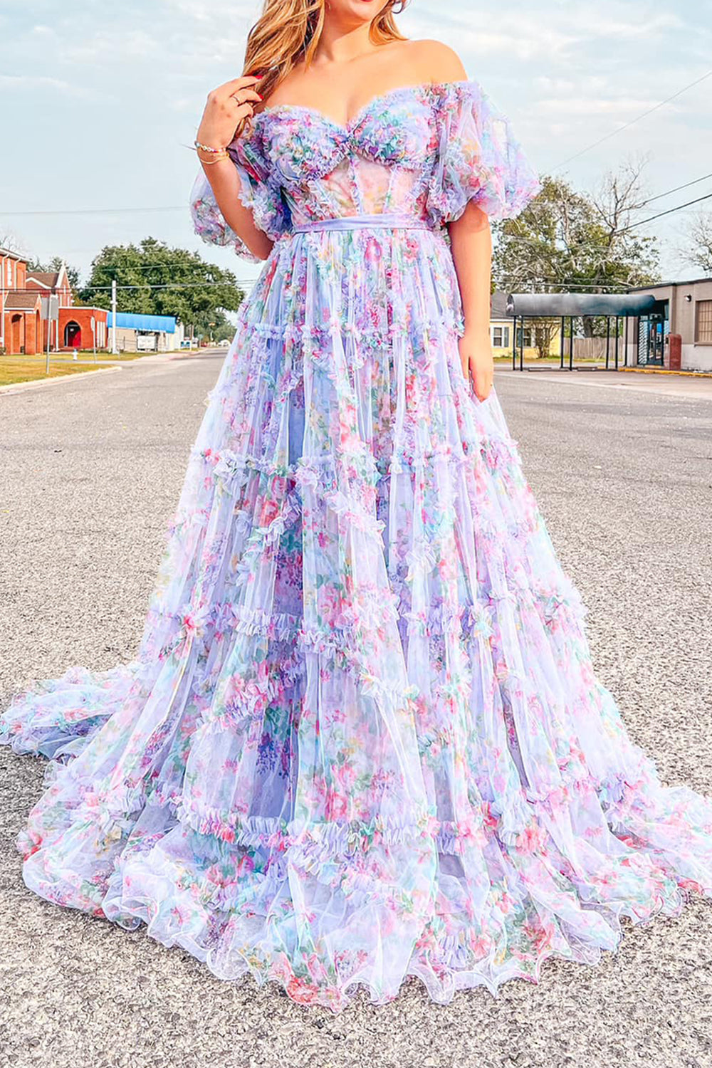 Sydney | Vestido de fiesta de tul floral con hombros descubiertos y corte en A