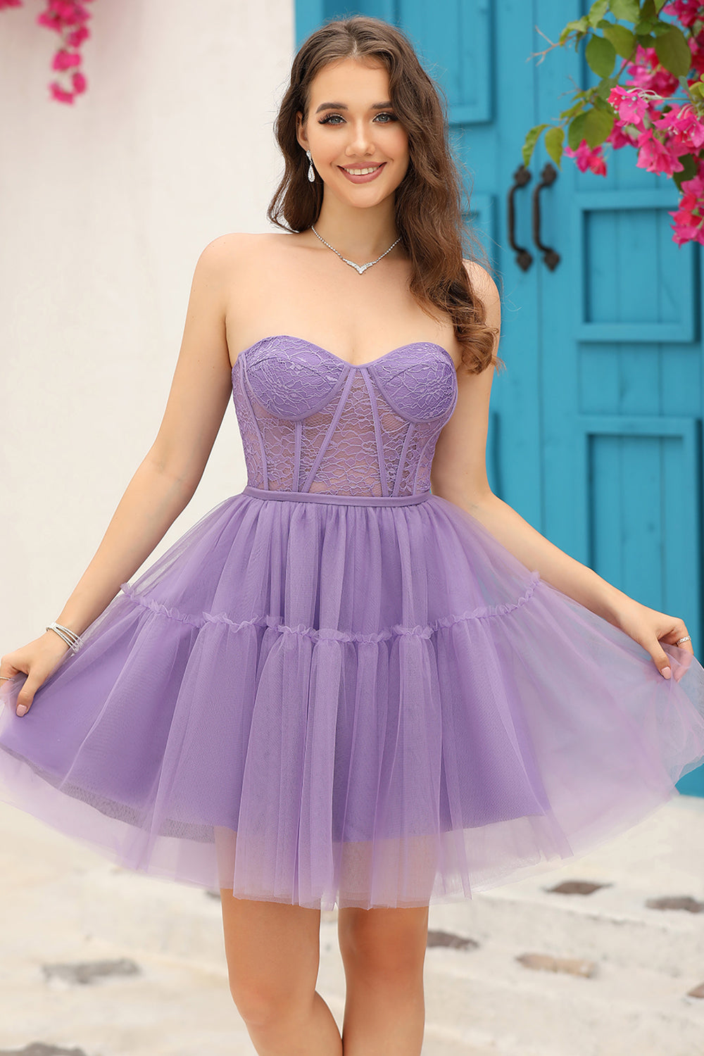 Vestido de fiesta negro con corsé en forma de A y mangas largas desmontables